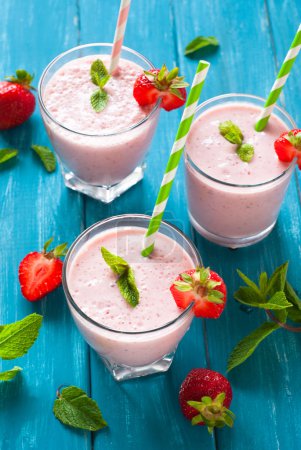 Milkshake with fresh strawberries