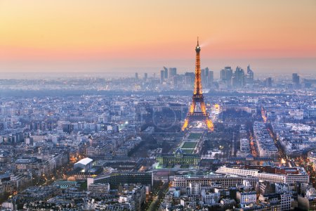 Paris city with Eiffel tower at dusk, cityspace