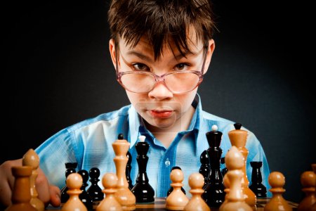 Wunderkind play chess