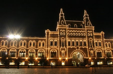 Moscow nigth shop. red square