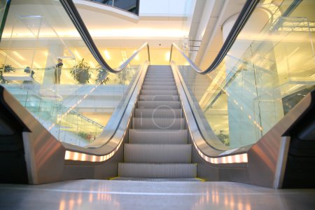 Shop escalator 3