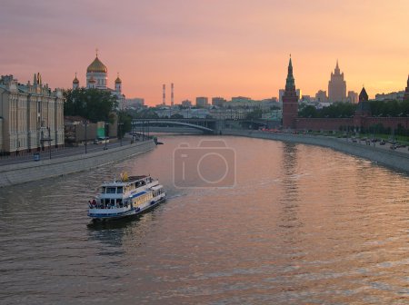 Moscow river kremlin