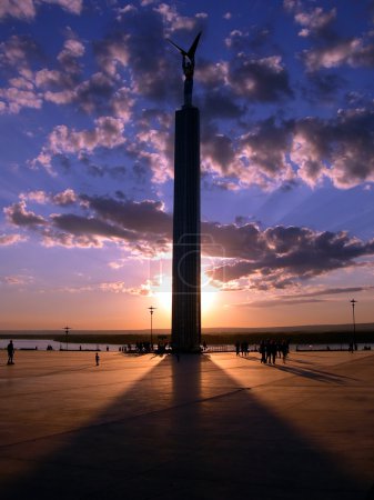 Monument sundown