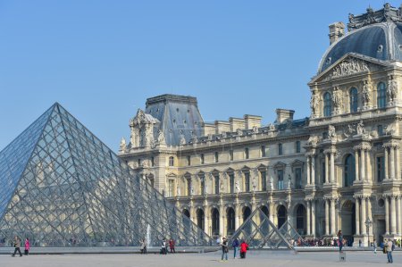 France, Paris, Tuileries Garden, Jardin des Tuileries, Louvre Ar