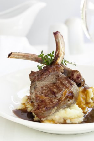 Lamb Cutlets with Mashed Potato and Gravy