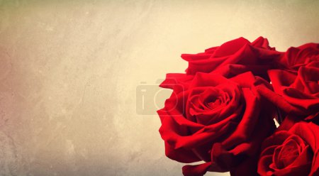 Boquet of vivid red roses 