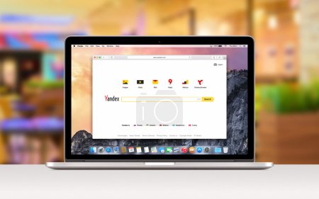 Apple MacBook Pro shows Yandex search web page