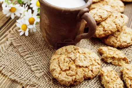 Milk and oatmeal cookies