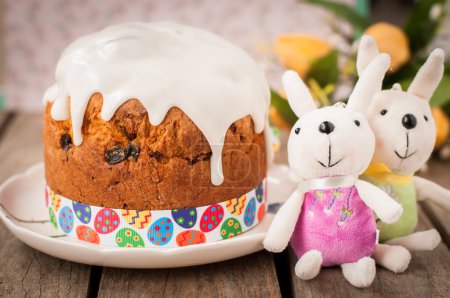 Rustic Style Kulich, Russian Sweet Easter Bread Topped with Suga