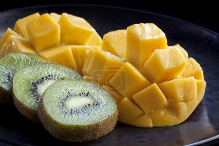 Mango and Kiwi Fruit
