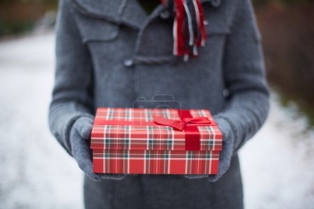 Holding giftbox