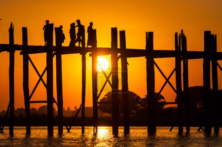 Bridge U-Bein teak bridge