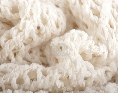 Structure of a woolen fabric
