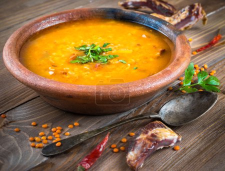 Soup of bulgur and lentils