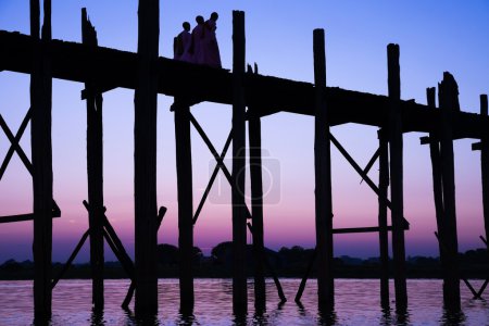 Bridge U-Bein teak bridge