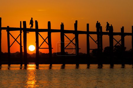 Bridge U-Bein teak bridge