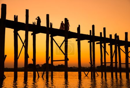 Bridge U-Bein teak bridge is the longest.