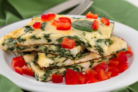 Omelet with spinach, cottage cheese