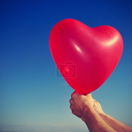 heart-shaped balloon
