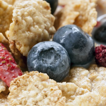 Cereal Flakes with Berries