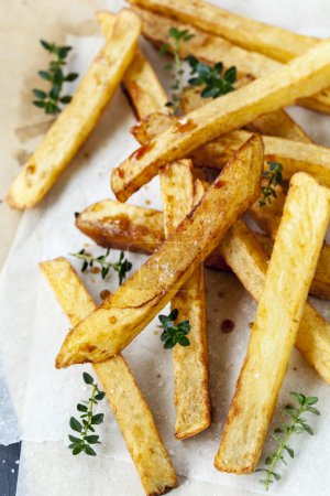 Potato Chips with Vinegar and Thyme