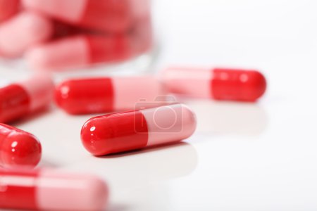 Red and pink capsules