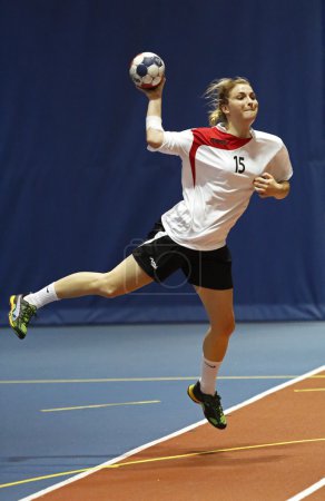 handball team female jump shot