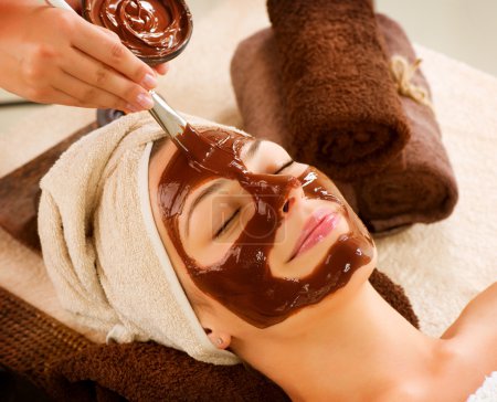 Chocolate Mask Facial Spa. Beauty Spa Salon