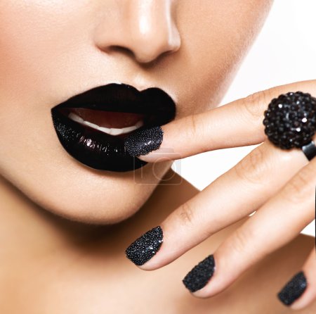 Trendy Black Caviar Manicure and Black Lips. Fashion Makeup