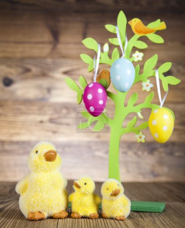 Easter decorative tree, chicks