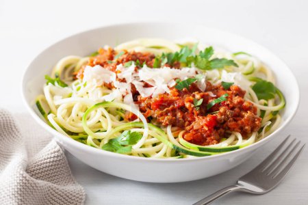 keto paleo zoodles bolognese: zucchini noodles with meat sauce a