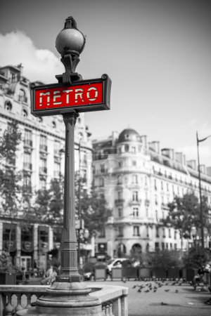 Metro sign for subway transportation in paris