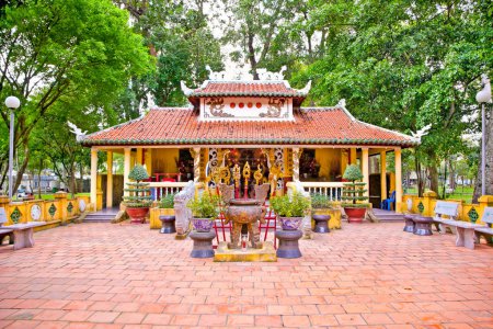 Den Tuong Niem Cac Vua Hung Temple in Tao Dan Park, Ho Chi Minh or Saigon, Vietnam.