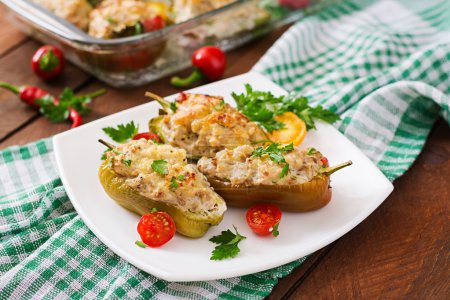 Stuffed peppers with minced chicken