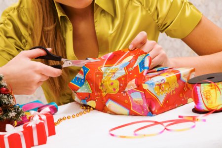 Wrapping gifts